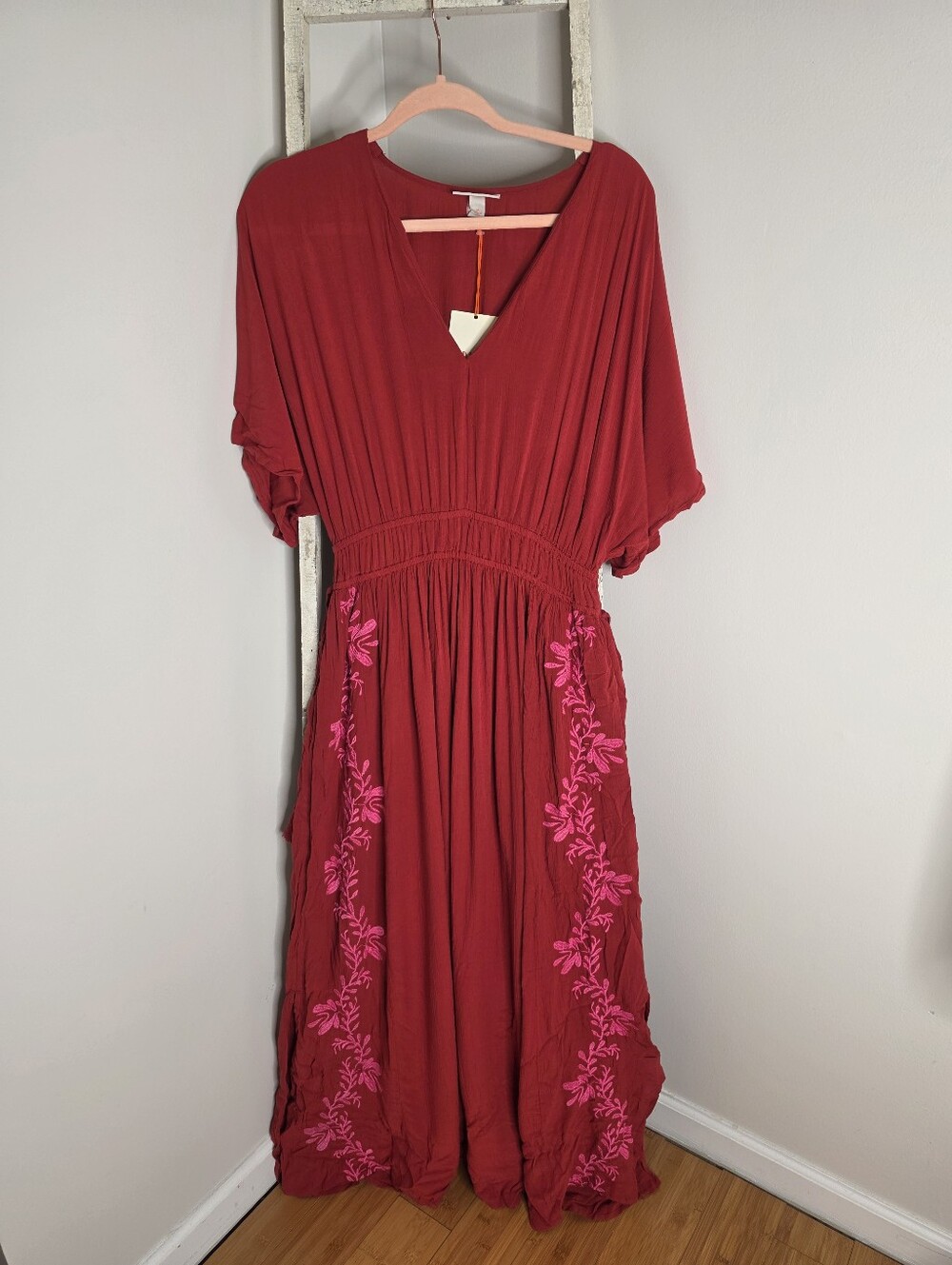 Knox Rose NWT Women's Medium Red Pink Embroidered Floral Boho Maxi Dress